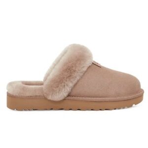 NWT UGG caribou cozy slippers - size 9